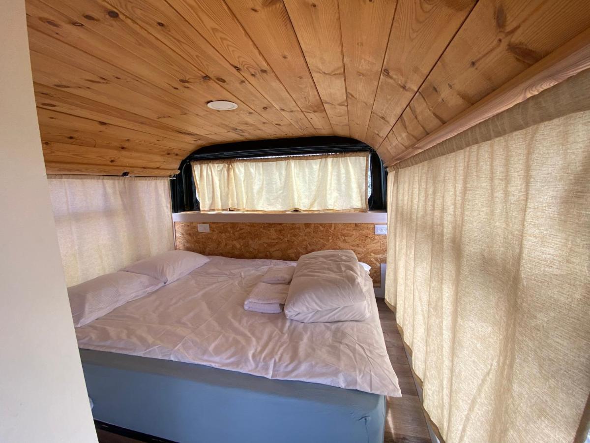 The Bus Apartment Majdal Shams Ngoại thất bức ảnh
