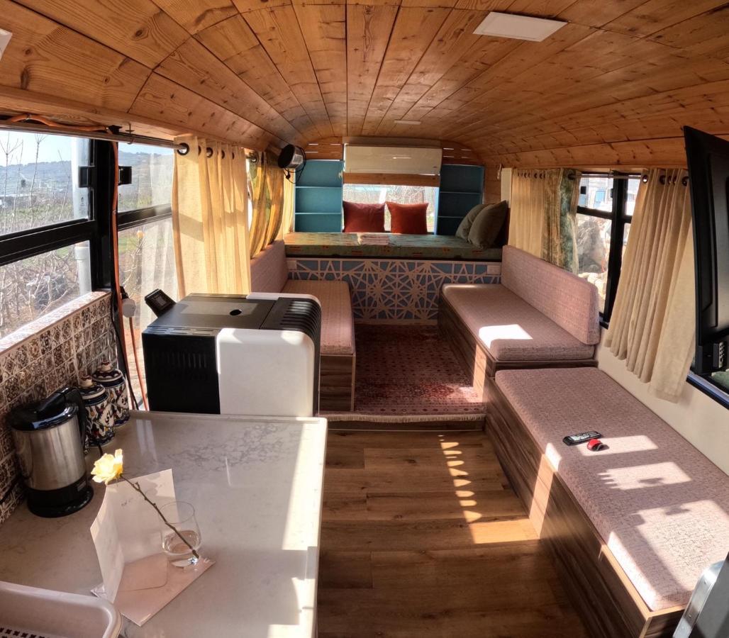 The Bus Apartment Majdal Shams Ngoại thất bức ảnh